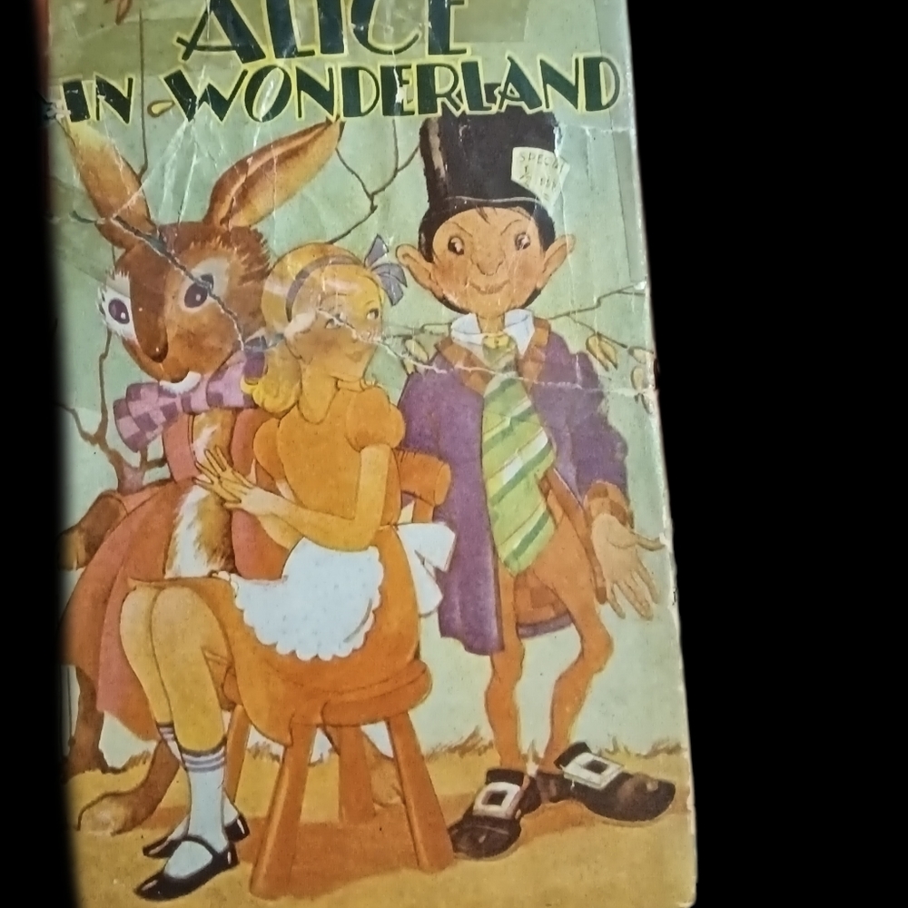 1942  ALICE IN WONDERLAND by Lewis Carroll